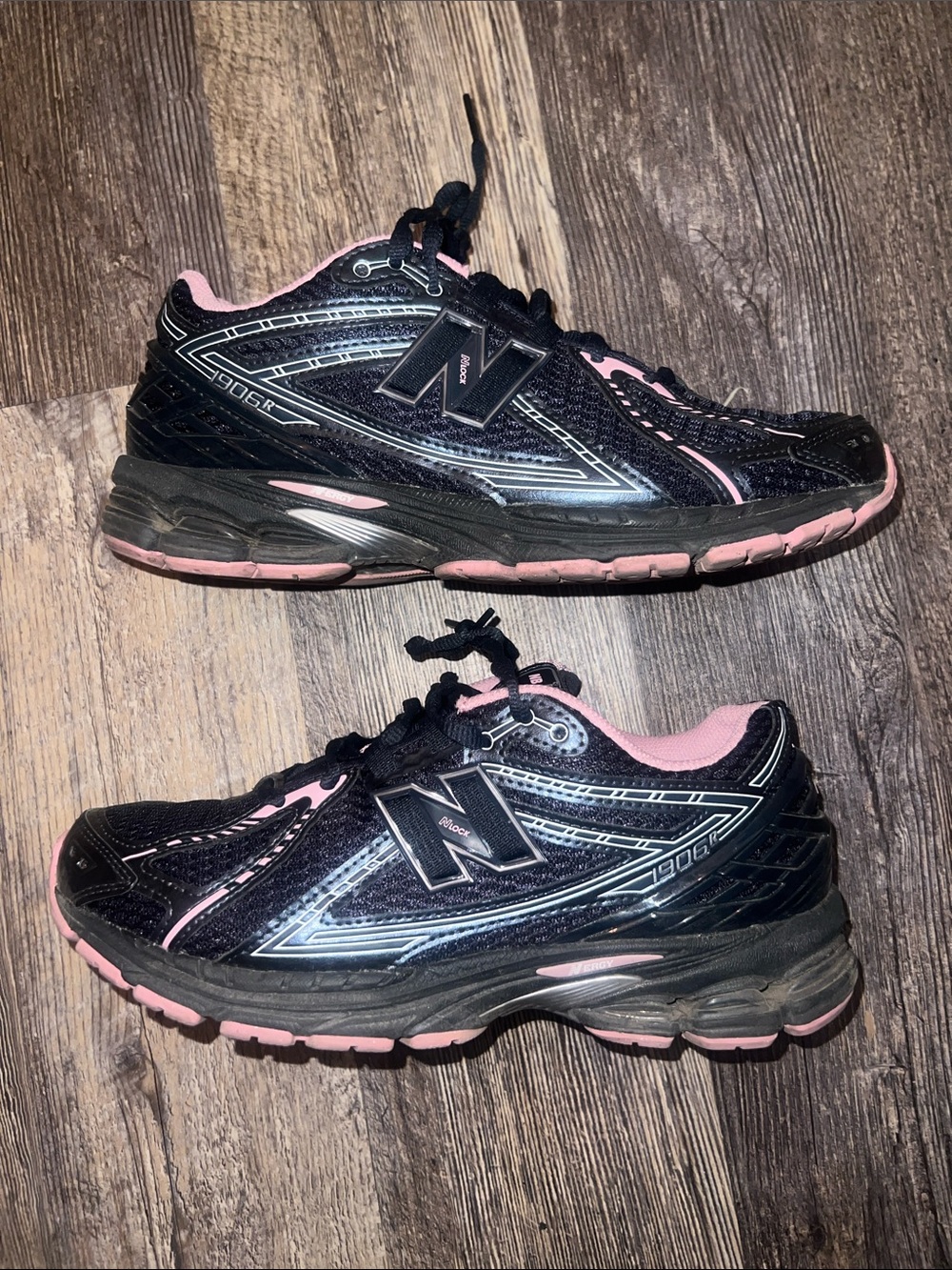 New Balance 1906R 'Pink Taffy' Sneakers